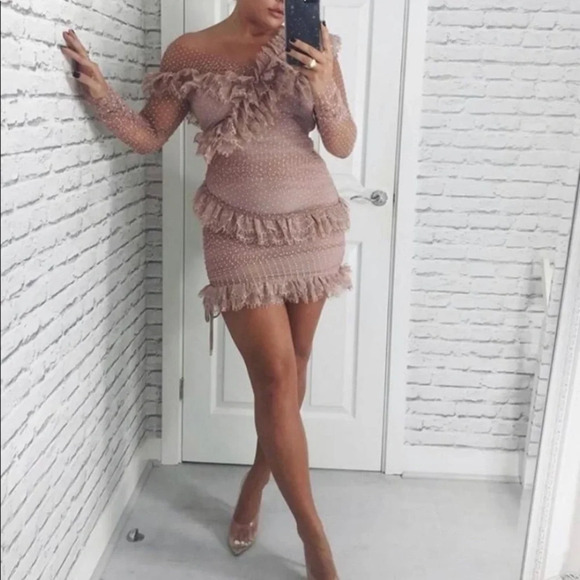 House of CB Sorrel Blush Lace Frill mini Dress nwot size XS - Picture 16 of 16